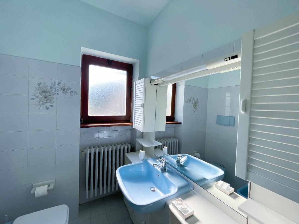 Appartamento Tivano Balcone Con Vista Lago Bellagio Buitenkant foto