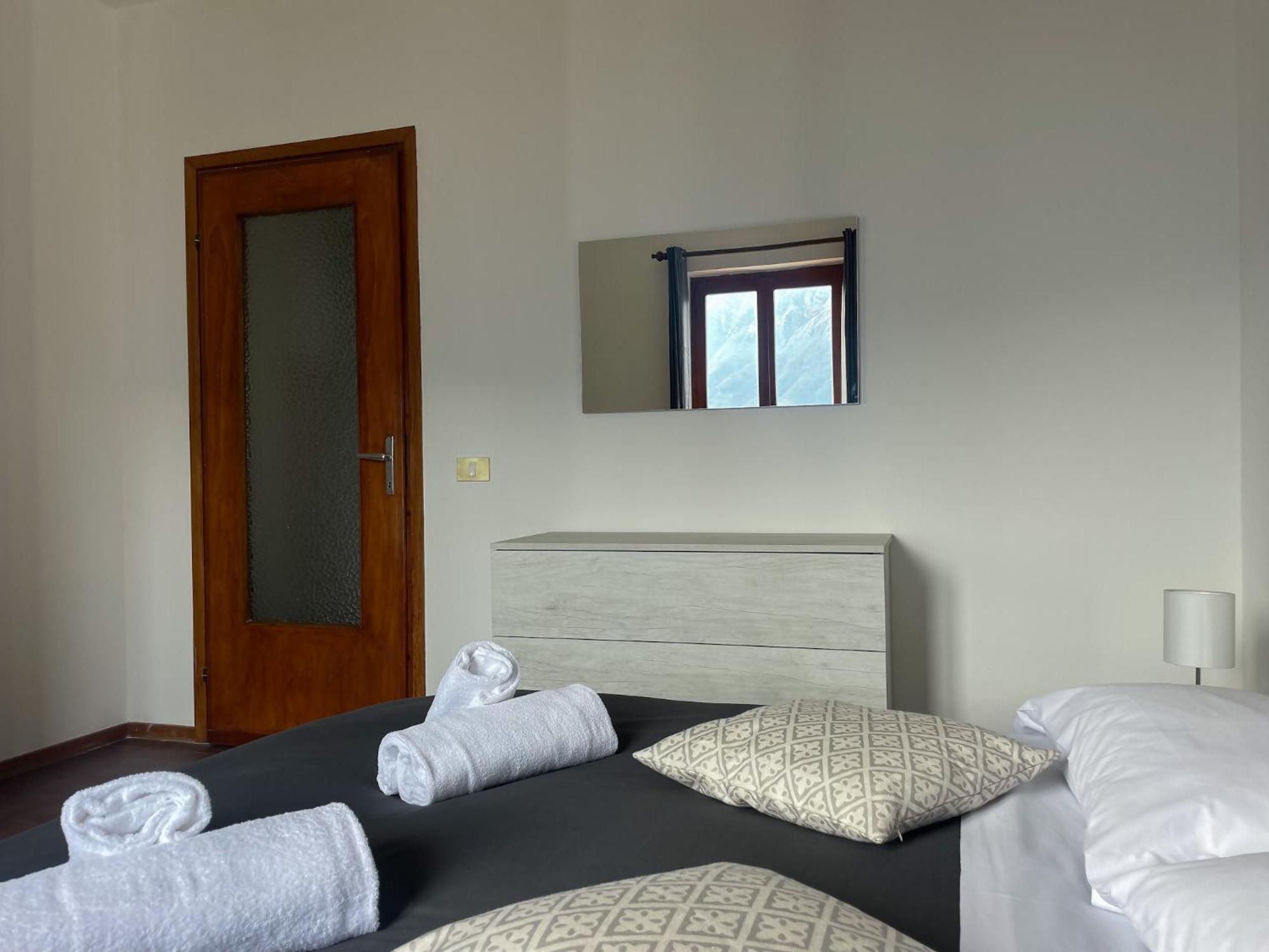 Appartamento Tivano Balcone Con Vista Lago Bellagio Buitenkant foto